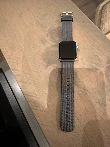 Apple iWatch Series 2 38mm - Goede Conditie! beschikbaar voor biedingen
