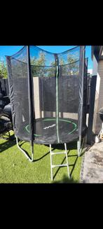 1 jaar oude trampoline, Ophalen, Zo goed als nieuw