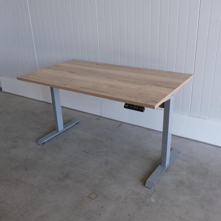 Elektrisch zit-sta bureau - 140x80 cm - Grijs - Nieuw blad, Huis en Inrichting, Bureaus, Gebruikt, Stabureau, Elektrisch, Ophalen of Verzenden