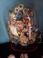 Zeer mooie antieke stolp met vaas en bloemen en wassen kroon, Ophalen, Zo goed als nieuw