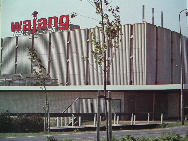 100 jaar Brinkers., Boeken, Geschiedenis | Vaderland, Gelezen, 20e eeuw of later, Ophalen of Verzenden