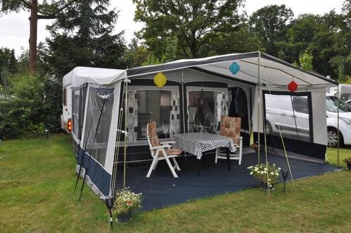 Knaus Sudwind 450 TF, Caravans en Kamperen, Caravans, Particulier, tot en met 4, 1000 - 1250 kg, Rondzit, Knaus, Frans bed, Omvormbare zithoek