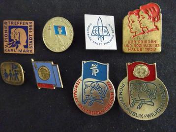 DDR:  Junge Pioniere Ernst Thalmann beschikbaar voor biedingen