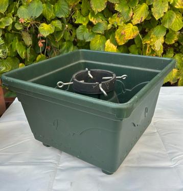 Kerstboomstandaard beschikbaar voor biedingen