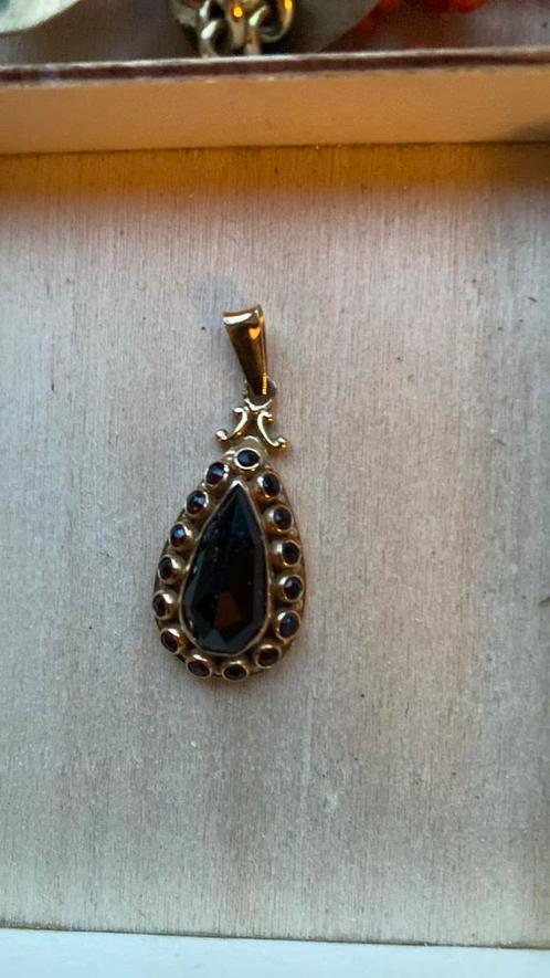Prachtige gouden hanger met robijn, Sieraden, Tassen en Uiterlijk, Kettinghangers, Zo goed als nieuw, Goud, Goud, Overige voorstellingen