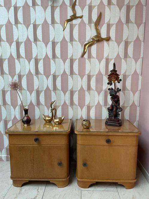 2 vintage nachtkastjes, Antiek en Kunst, Curiosa en Brocante, Ophalen