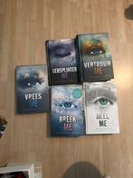 Shatter Me Serie - Perfecte Staat!, Boeken, Ophalen of Verzenden, Zo goed als nieuw