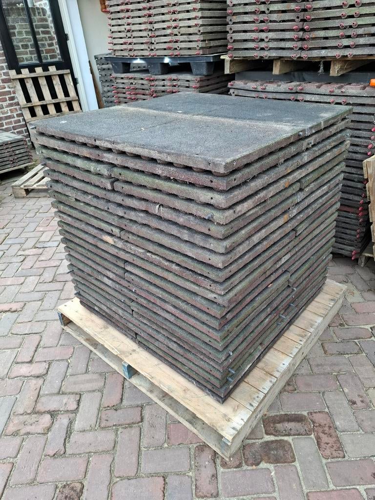 ✅️ Rubberen tegels 50x100x5 cm Speeltoestellen Stalmatten, Tuin en Terras, Tegels en Klinkers, Ophalen, Rubber, Overige typen