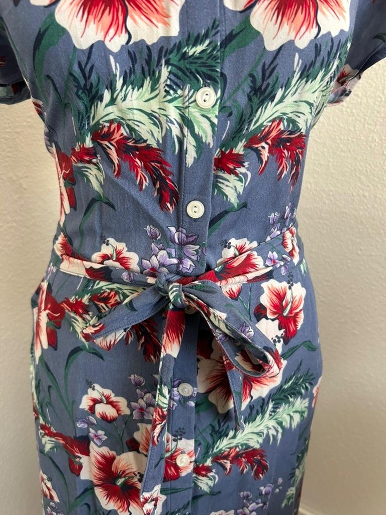 King Louie maat 40 blauwe bloemen blouse jurk doorknoop 2110, Kleding | Dames, Maat 38/40 (M), Blauw, Ophalen of Verzenden, Zo goed als nieuw