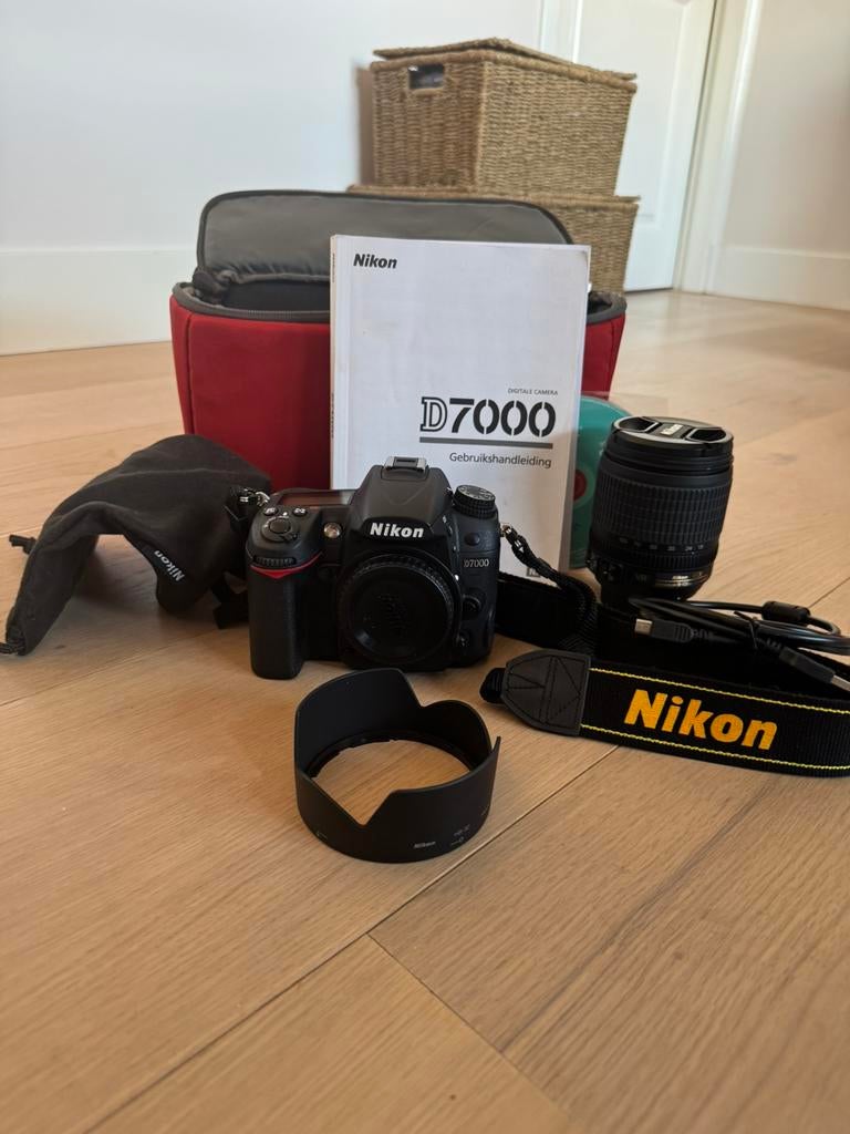 Nikon D7000 + 18-105 mm VR lens en accessoires, Audio, Tv en Foto, Fotocamera's Digitaal, Ophalen, Spiegelreflex, Zo goed als nieuw