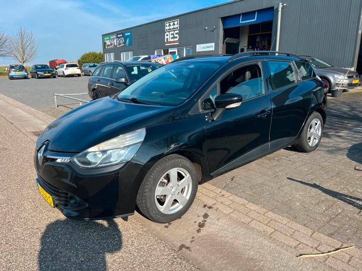 Renault Clio Estate 0.9 TCe / BJ: 2015 / Airco / Navi / Crui, Auto's, Renault, Bedrijf, Te koop, Clio, ABS, Airbags, Airconditioning