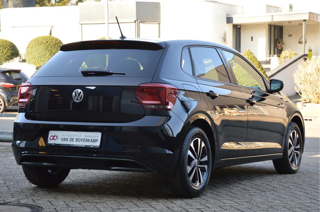 Volkswagen Polo 1.0 TSI Comfortline Business CAMERA | CARPLA, Auto's, Volkswagen, Voorwielaandrijving, 12 maanden, Gebruikt, Zwart
