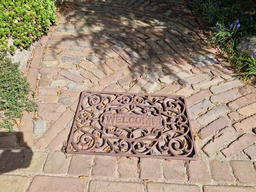 Antieke zware gietijzeren 'Welcome' deurmat, Tuin en Terras, Deurmatten, Ophalen, Gebruikt, Gietijzer