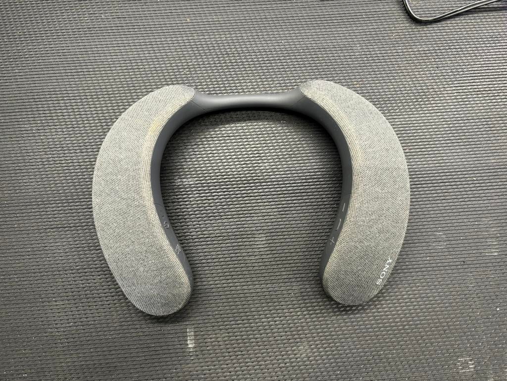 Sony SRS-NR7 Portable Neckband Speaker Dolby Atmos, Ophalen of Verzenden, Zo goed als nieuw, Minder dan 60 watt, Sony