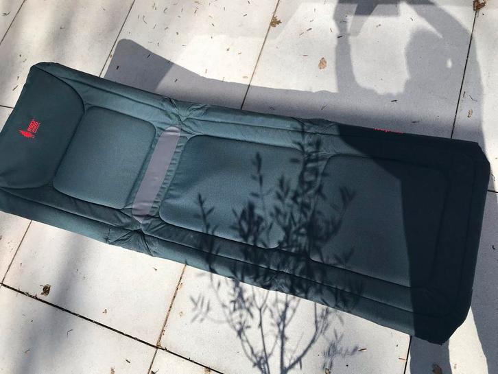 Redwood Outdoor Neptun Kampeer Ligbed - Comfortabel & Opvouw, Tuin en Terras, Ligbedden, Gebruikt, Overige materialen, Inklapbaar