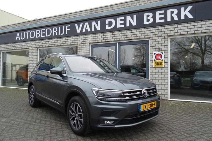 Volkswagen TIGUAN 1.4 TSI ACT Comf. Business DSG / PANO/Virt, Auto's, Volkswagen, Bedrijf, Te koop, Tiguan, 360° camera, ABS, Achteruitrijcamera