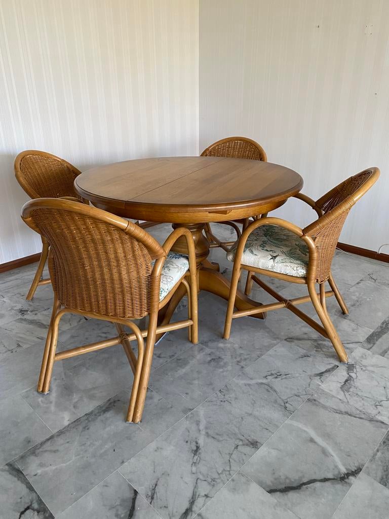 Licht eiken uitschuifbare eettafel + 4 stoelen, Huis en Inrichting, Tafels | Eettafels, Ophalen, Gebruikt, 100 tot 150 cm, Vijf personen of meer