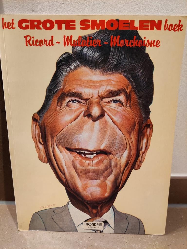 Het Grote Smoelenboek - Ricord, Mulatier, Morchoisne, Boeken, Ophalen of Verzenden, Gelezen, Patrice Ricord, Jean Mulatier, Jean-Claude Morchoisne