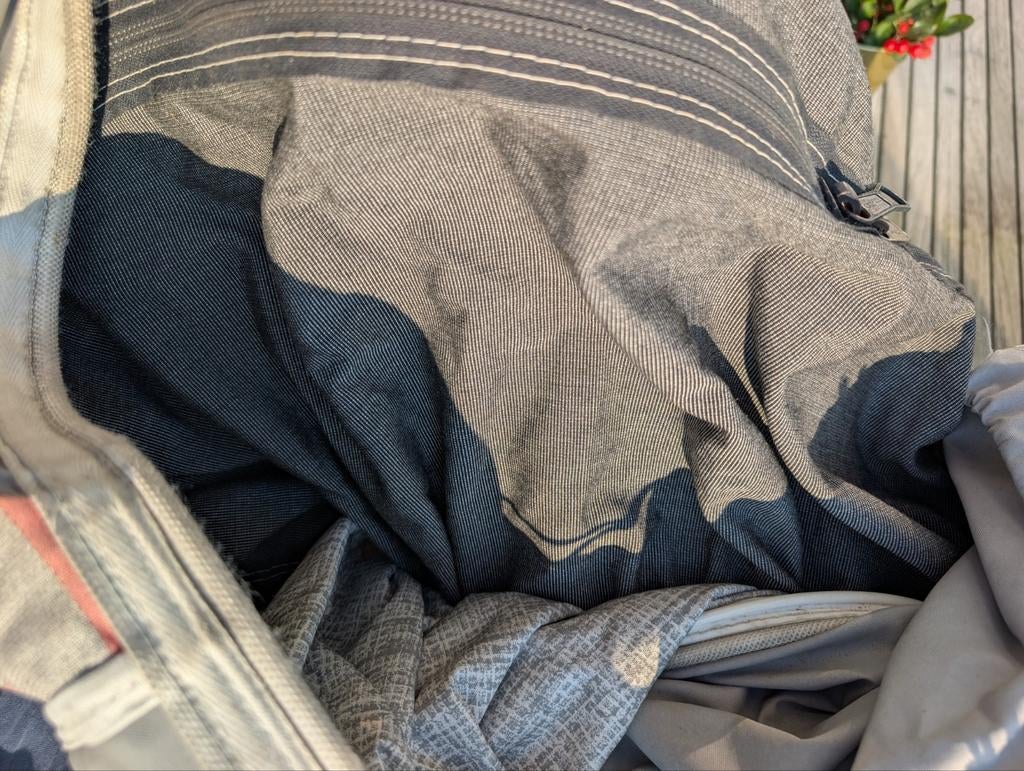 Isabella voortent als nieuw, lichtgrijs. Carbon stokken., Ophalen of Verzenden, Zo goed als nieuw, Isabella