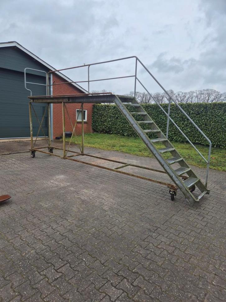 Stalen Bordestrap Containertrap Trap met bordes van Staal, Doe-het-zelf en Verbouw, Overige Doe-het-zelf en Verbouw, Gebruikt