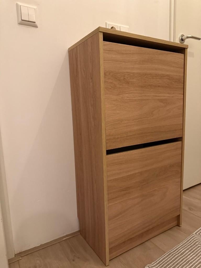 Modern Shoe Cabinet (Space Saving and Good Condition), Huis en Inrichting, Kasten | Schoenenkasten, Ophalen, Gebruikt, Modern