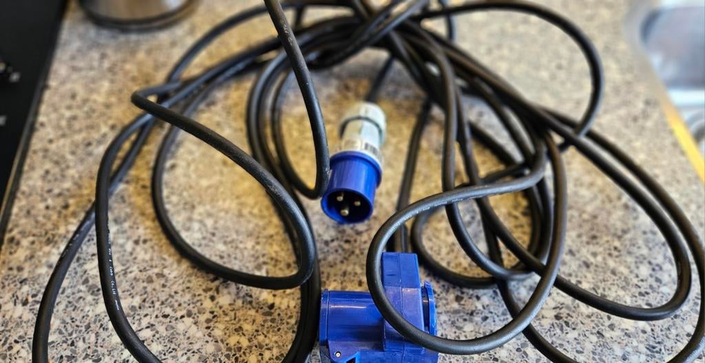 GP 51 CEE Verleng/ verloopkabel ter overname., Ophalen