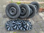 Velgen 14 inch 4x100 mm met All Season banden en wieldoppen, Ophalen, Gebruikt
