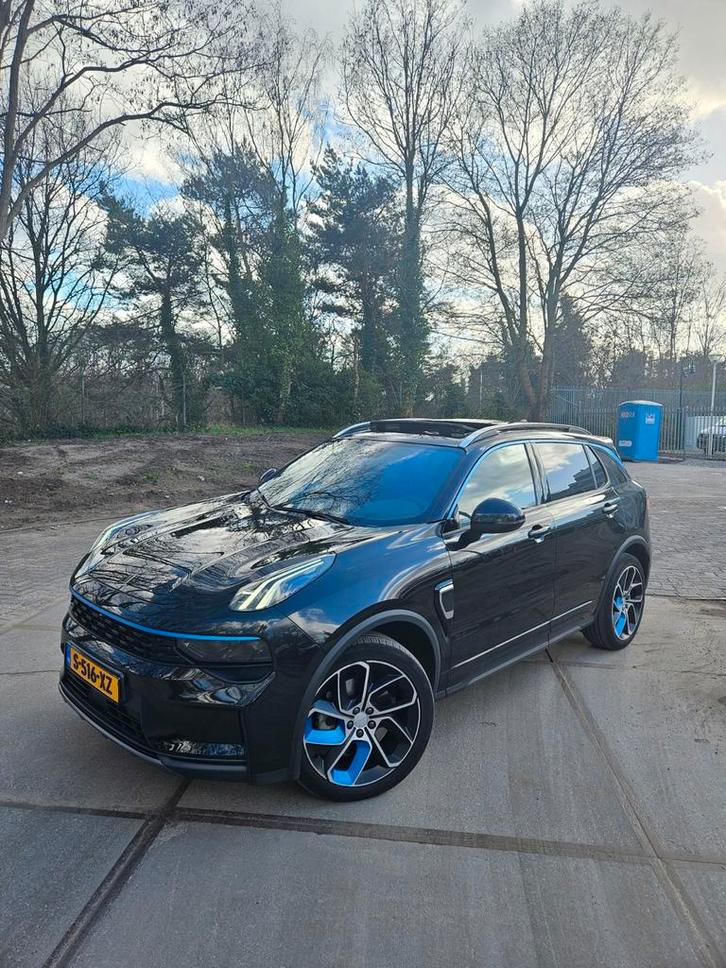 Lynk & Co 1.5 261pk Phev 2023 Zwart Pano, Auto's, Lynk & Co, Particulier, 360° camera, 4x4, ABS, Achteruitrijcamera, Adaptieve lichten