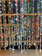 Roze Rozenkrans Armband met Kruisje en Medaillon, Overige materialen, Nieuw, Ophalen of Verzenden, Roze