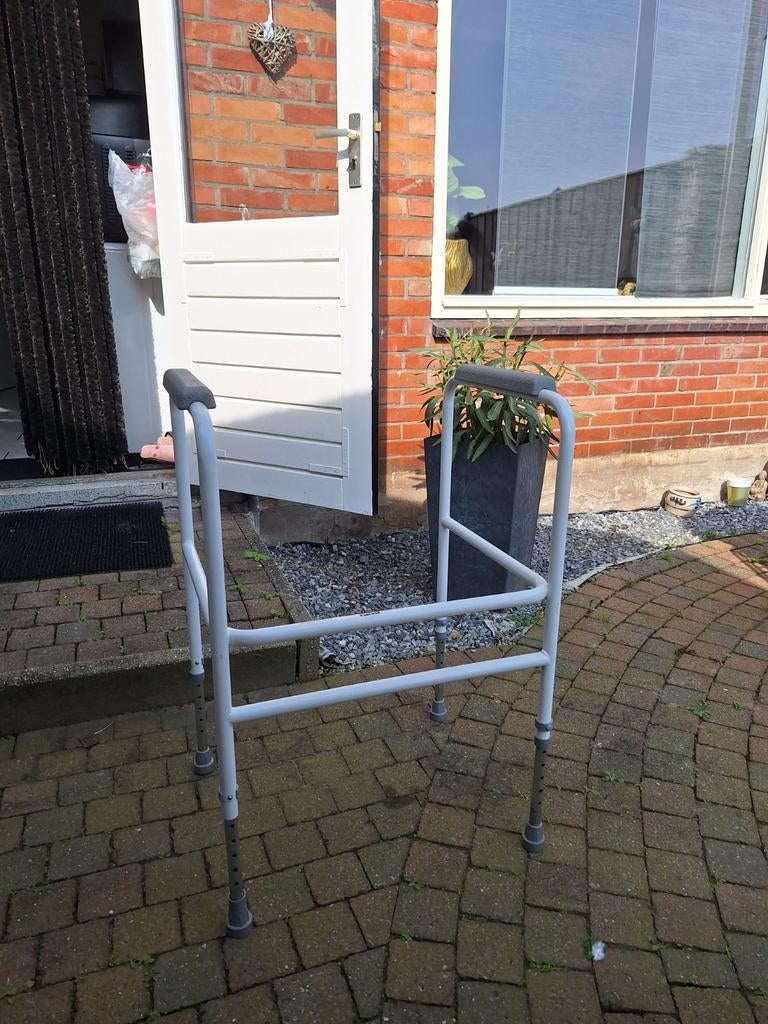 Looprek of om wc te plaatsen alleen af te halen in Sluis, Ophalen of Verzenden