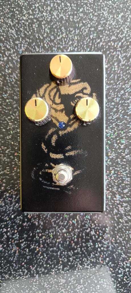 LovePedal Gold Dragon fuzz, Muziek en Instrumenten, Ophalen of Verzenden, Zo goed als nieuw, Distortion, Overdrive of Fuzz