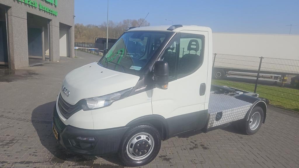 Be trekker - Iveco daily 40C18 -  71.113 km, Automaat, Euro 6, 4 cilinders, Iveco