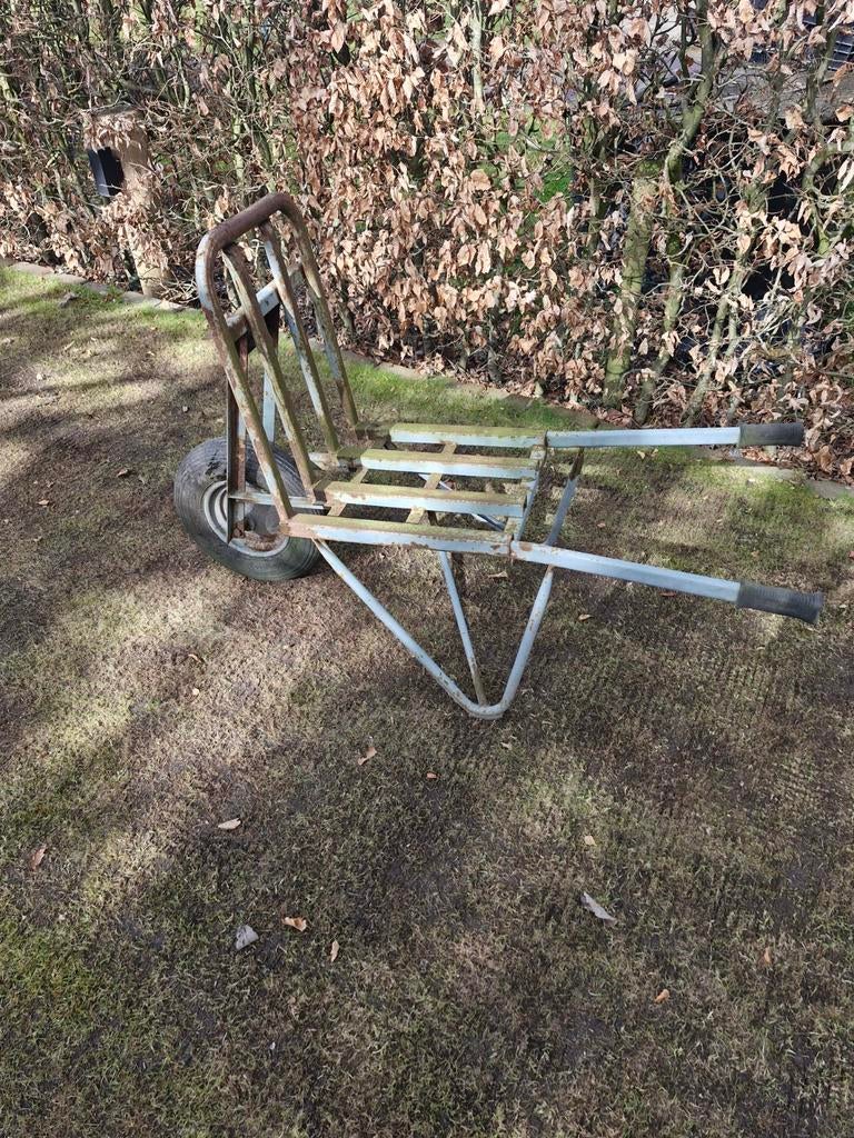 Matador steen kruiwagen, Tuin en Terras, Kruiwagens, Ophalen of Verzenden, Gebruikt