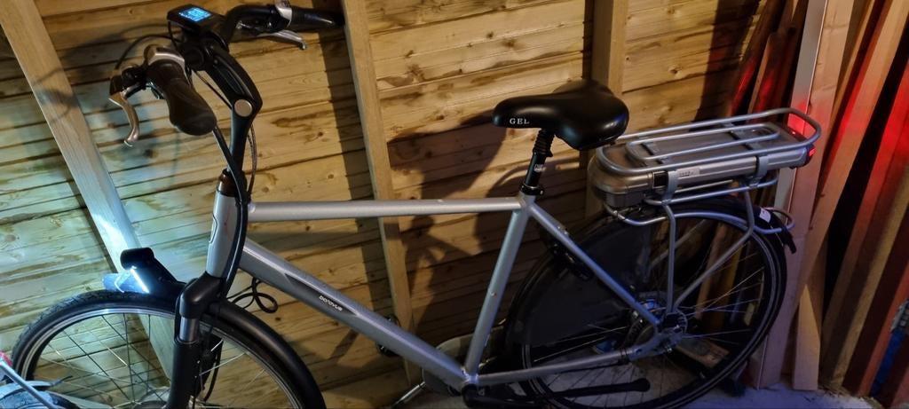 Batavus E-bike defect voor onderdelen, met oplader, Ophalen of Verzenden, Gebruikt, Batavus