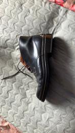 TODS schoenen maat 38,5 dames kan ook voor heren, Kleding | Dames, Schoenen, Ophalen of Verzenden, Zo goed als nieuw, Zwart, Sneakers of Gympen