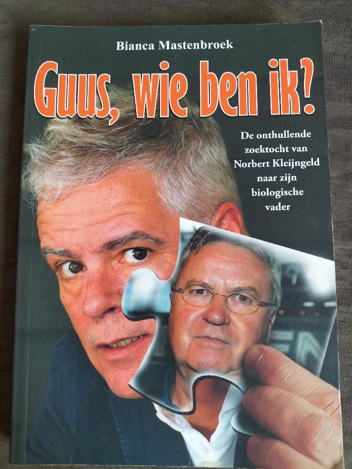 Bianca Mastenbroek - Guus, wie ben ik? / Hiddink, Boeken, Biografieën, Zo goed als nieuw, Sport, Ophalen of Verzenden