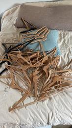 Grote partij houten kledinghangers, Ophalen, Gebruikt, Hout, Volwassenen