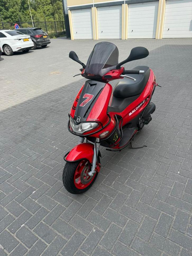 Beugel-set sierbeugels Gilera Runner 50cc 125cc 180cc 200cc, Fietsen en Brommers, Brommeronderdelen | Scooters, Zo goed als nieuw