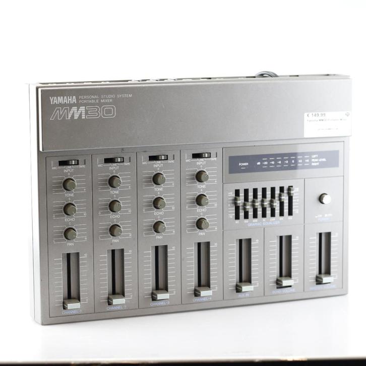 Yamaha MM30 Portable Mixer, Muziek en Instrumenten, Dj-sets en Draaitafels, Zo goed als nieuw