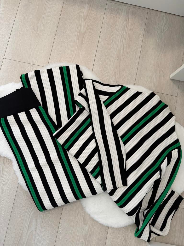 Ipekyol Gestreepte ribgebreide set: trui en broek, Kleding | Dames, Broeken en Pantalons, Zwart, Ophalen of Verzenden, Zo goed als nieuw