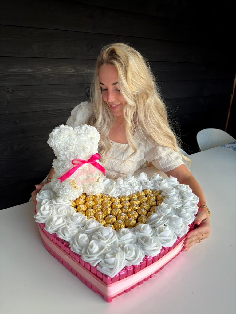 Geboortecadeau, babyshowercadeau - luxe chocolade hart, Hobby en Vrije tijd, Feestartikelen, Ophalen, Nieuw