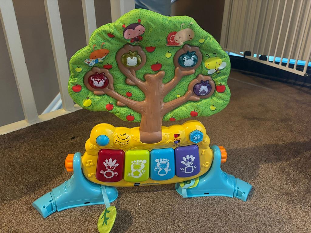 Diverse baby speelgoed, Kinderen en Baby's, Speelgoed | Babyspeelgoed, Ophalen of Verzenden, Gebruikt, Overige typen, Met geluid
