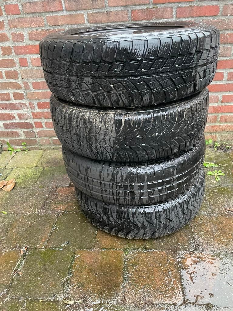 Kia rio stalen velgen 185-65-15, Ophalen of Verzenden, Zo goed als nieuw