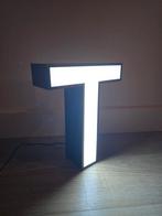 Vintage industriële stalen Gevel-letter " T" met voeding, Ophalen of Verzenden, Zo goed als nieuw, Industrieel retro vintage, Minder dan 50 cm