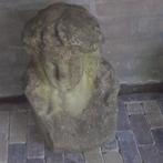 Oude buste van een vrouw, tuinbeeld beton, Tuin en Terras, Ophalen of Verzenden, Gebruikt, Beton, Mensenbeeld