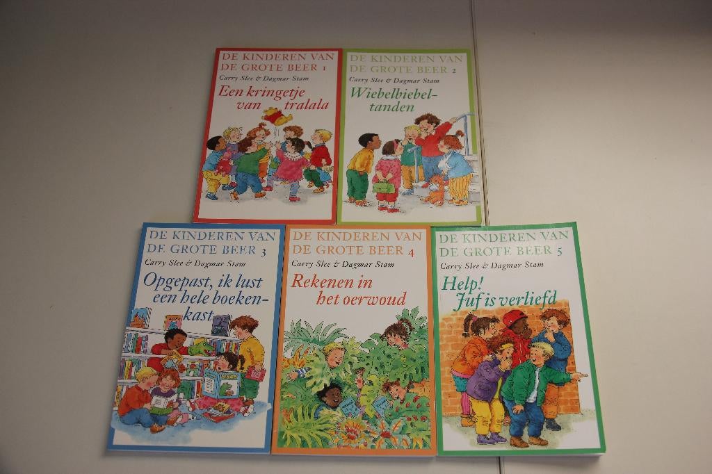 Vijf boekjes van Carry Slee & Dagmar Stam., Boeken, Kinderboeken | Jeugd | onder 10 jaar, Ophalen of Verzenden, Zo goed als nieuw