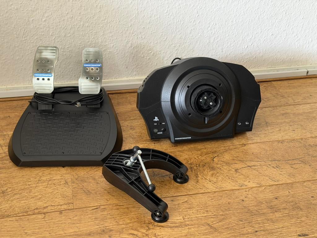 Thrustmaster T300 servo-base met pedalen, Ophalen, Gebruikt, Stuur of Pedalen, PlayStation 3