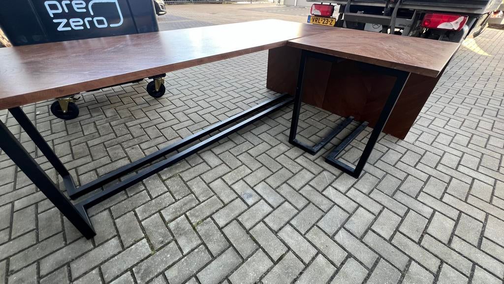 Diverse Tafels, hoekbureau, fontijn antiek zink, barkruk, Huis en Inrichting, Ophalen, Gebruikt, Overige merken, Hoekbureau