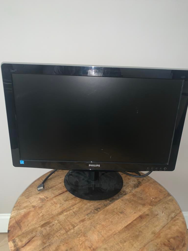Philips 226V3LAB/00 LED Monitor - 21.5 inch Full HD, Computers en Software, Monitoren, Gebruikt, 60 Hz of minder, VGA, Kantelbaar