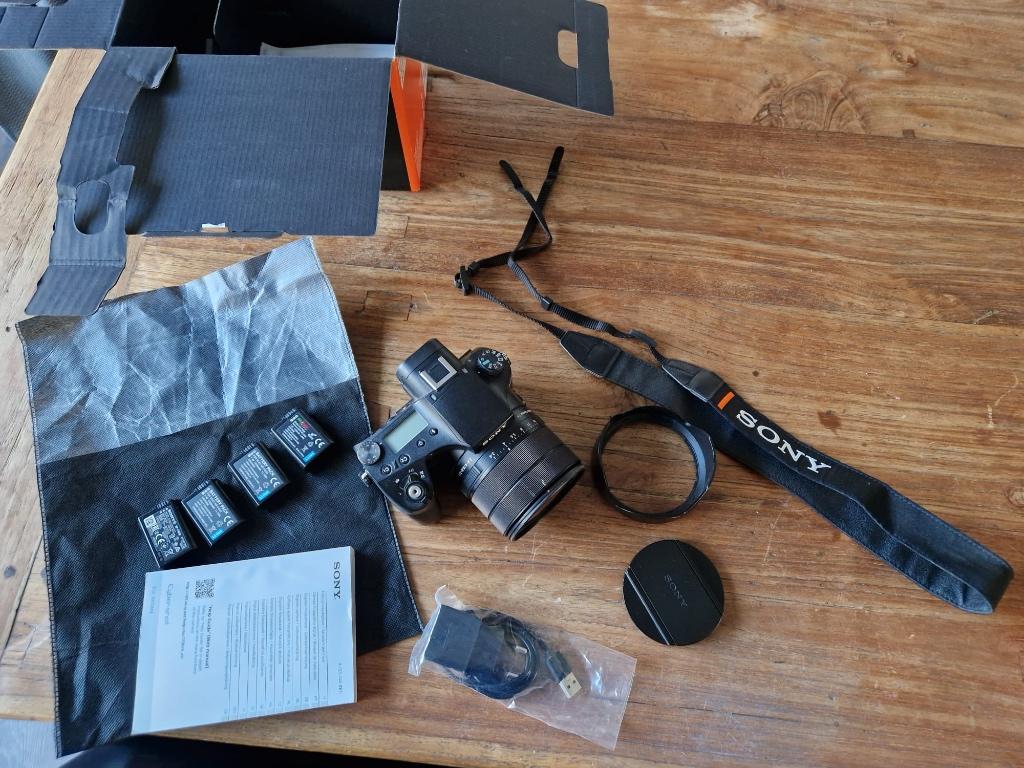Sony RX10 IV, 20 Megapixel, Gebruikt, Spiegelreflex, Ophalen of Verzenden
